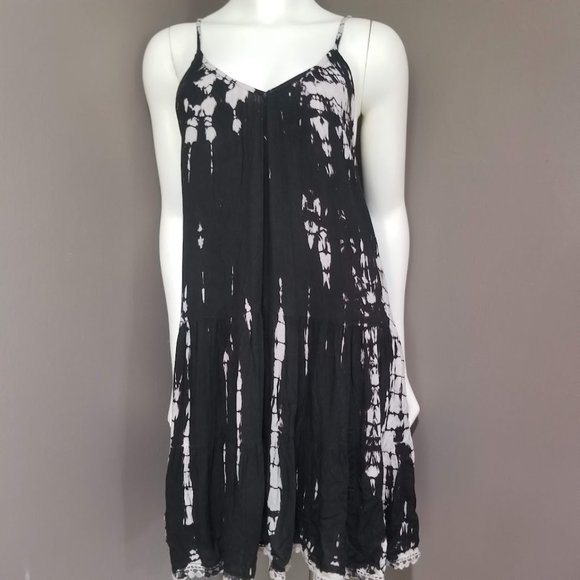 Raviya Black Swimsuit Tie-Dye-Print Swim Cover-up - Picture 2 of 9